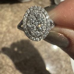 NATURAL  Diamond Split Shank Halo Ring- Sz 6