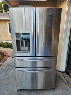 Whirlpool Stainless Steel French Door Refrigerator – Clean & Works Great