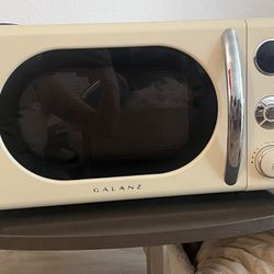 Galanz Microwave 