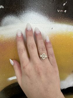 10k CZ STONE FANCY RING