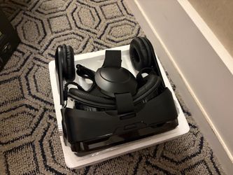 VR Headset for Smartphone 🥽📱- Still in Box!