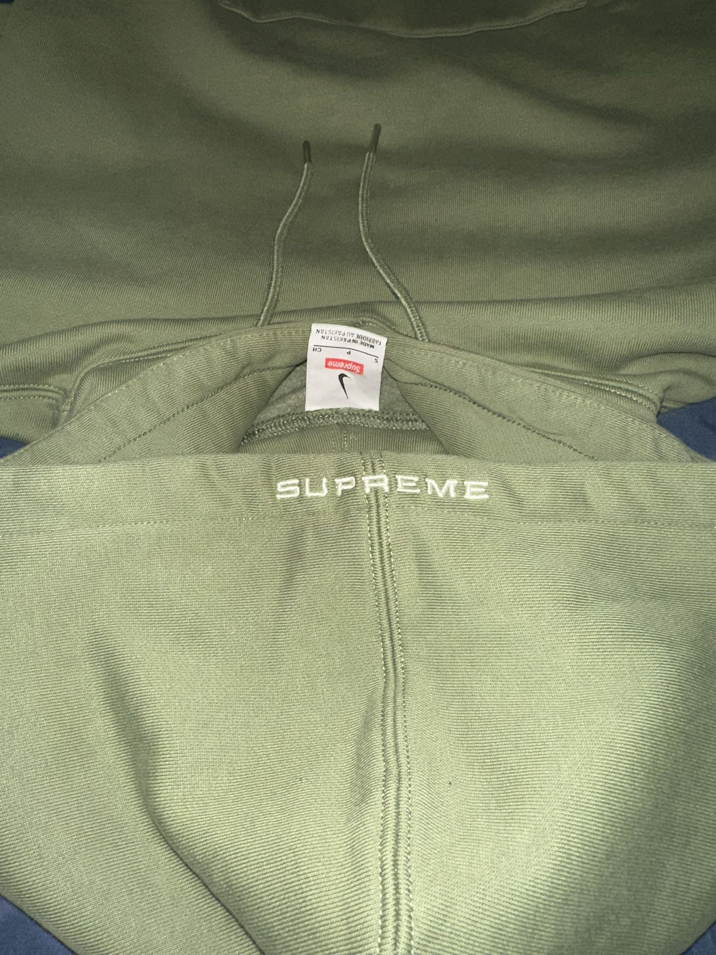 Supreme Nike Hoodie