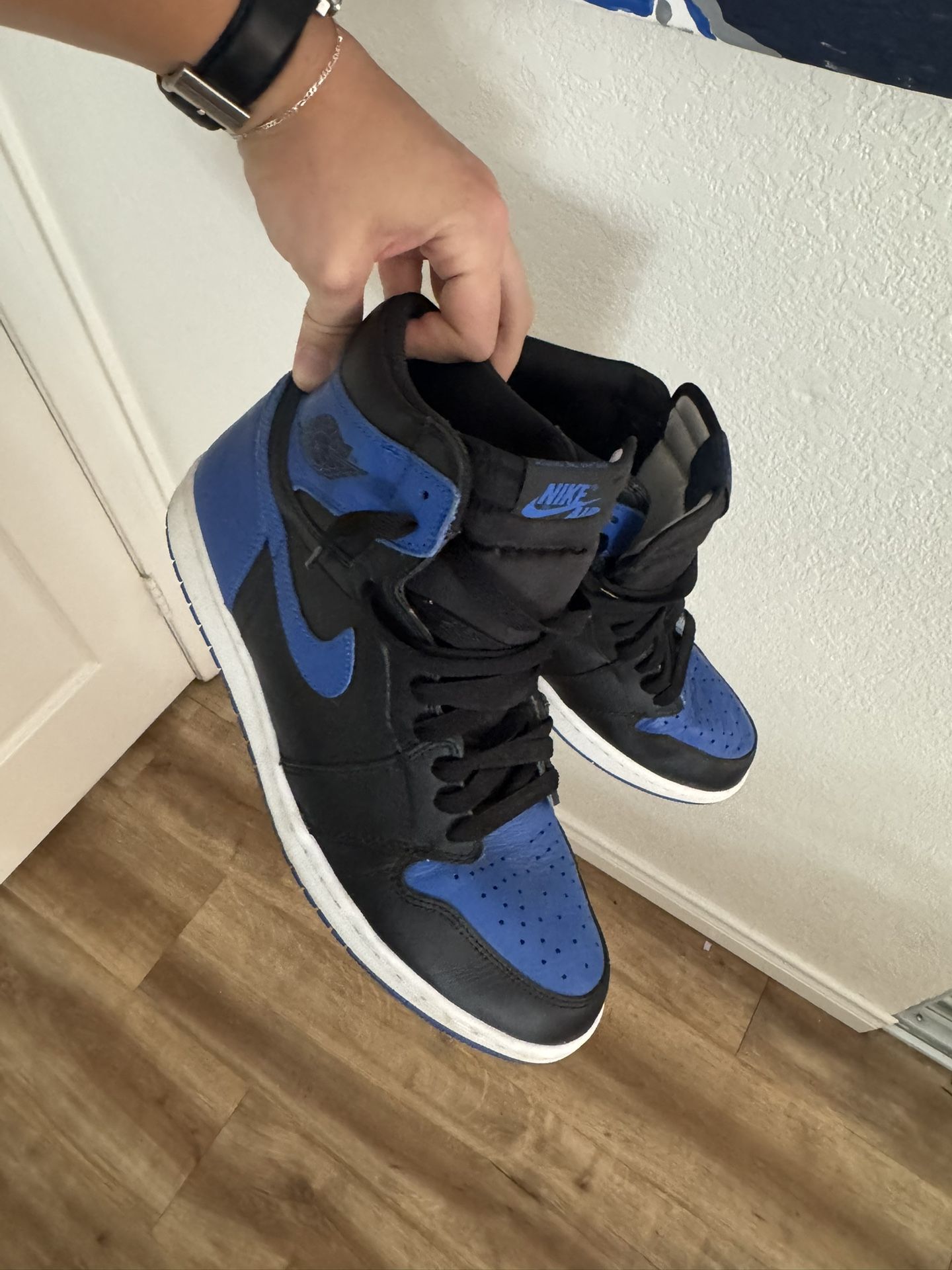 Jordan 1 Retro High OG “Royal Blue” – Size 12 – Lightly Worn