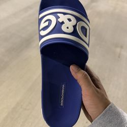 Dolce & Gabbana Slide ( Authentic)Size 44