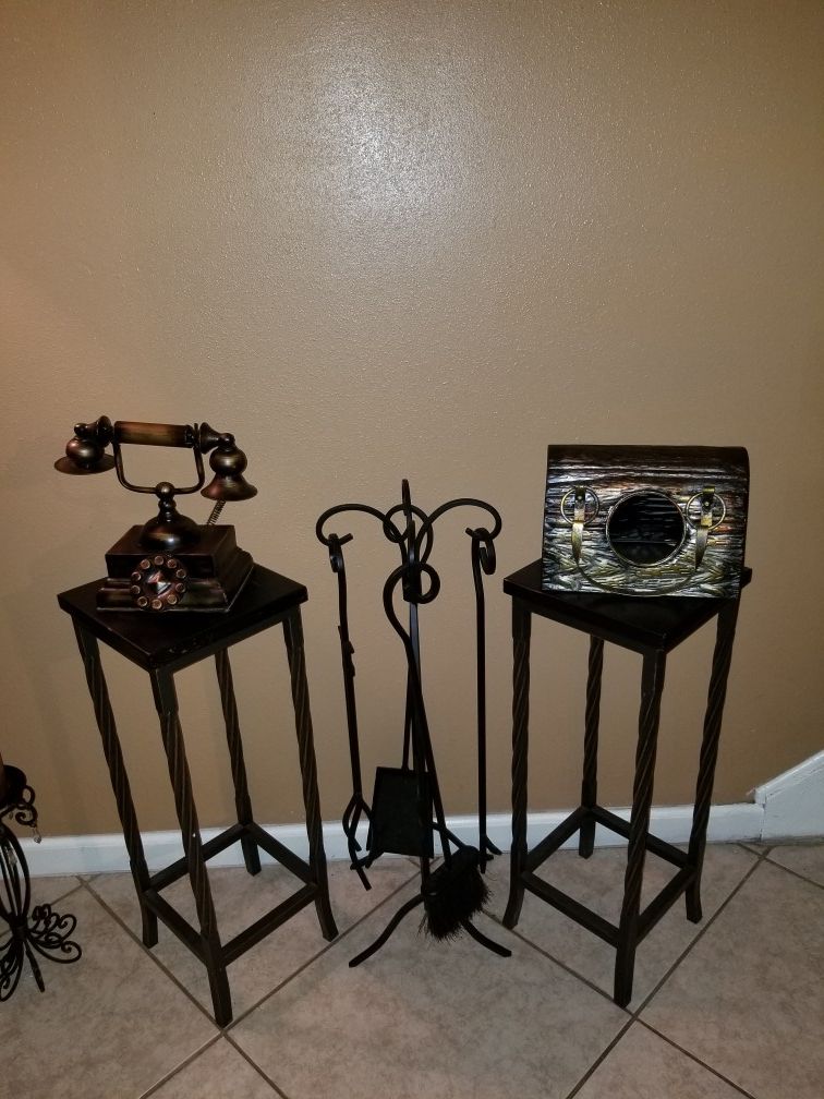 Decor Tables