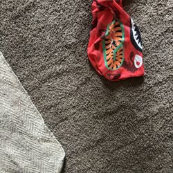 red bape hoodie 