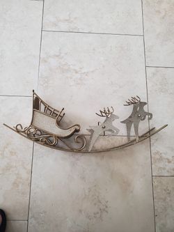 Silver And Gold Santa's Sleigh CNdle Holder