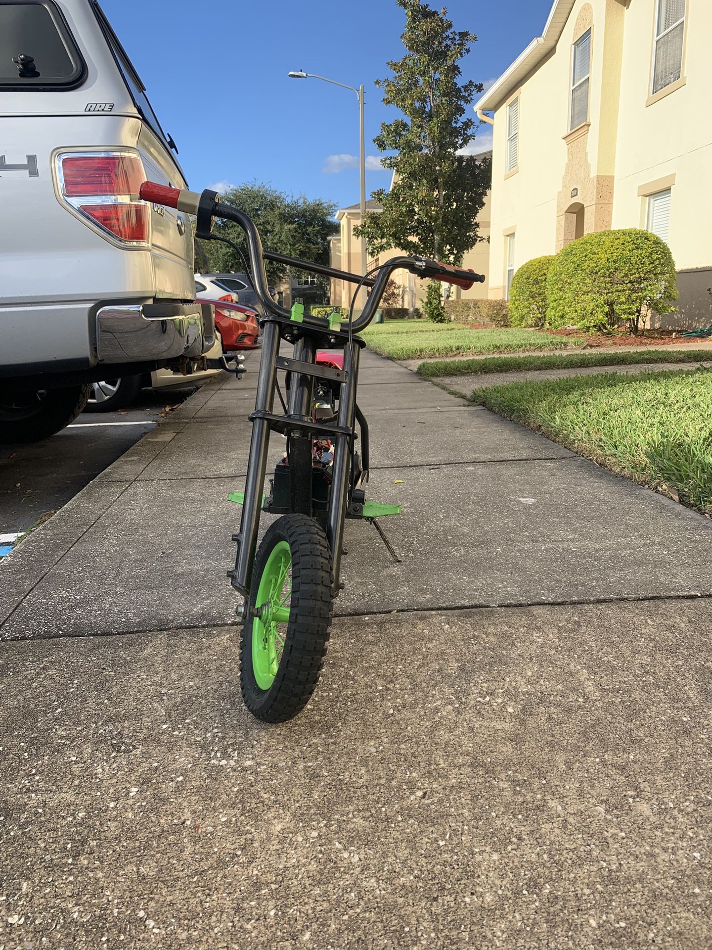 Razor MX350 Electric dirt bike