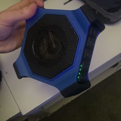 Waterproof EcoxGear waterproof/RGB light up speaker