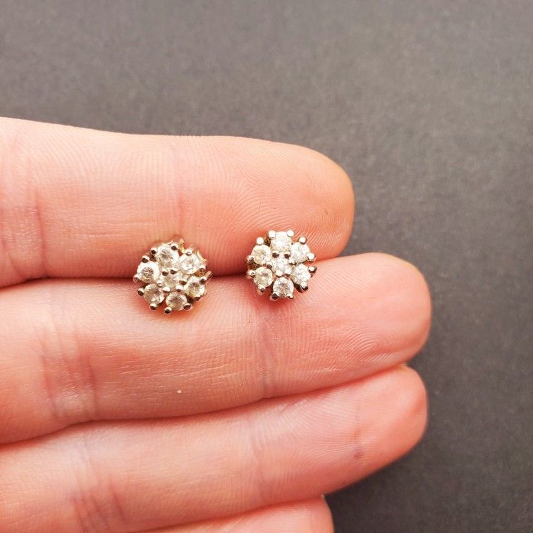 Diamond cluster earrings