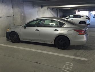 Nissan Altima 3013