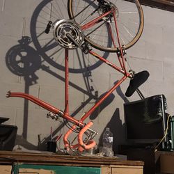 Contennial Schwinn Bike Missing Tire