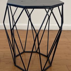 Metal faceted octavia outdoor stool sale