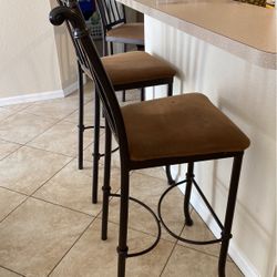 Set Of 3 Bar Stools 