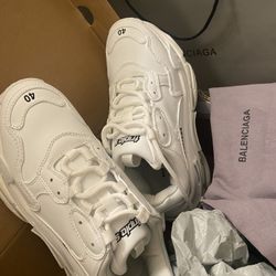 BAlenclaga Shoes But No