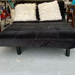 Futon And chaise All In One 