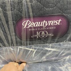 Beautyrest Black World Class Firm Queen Size Brand New
