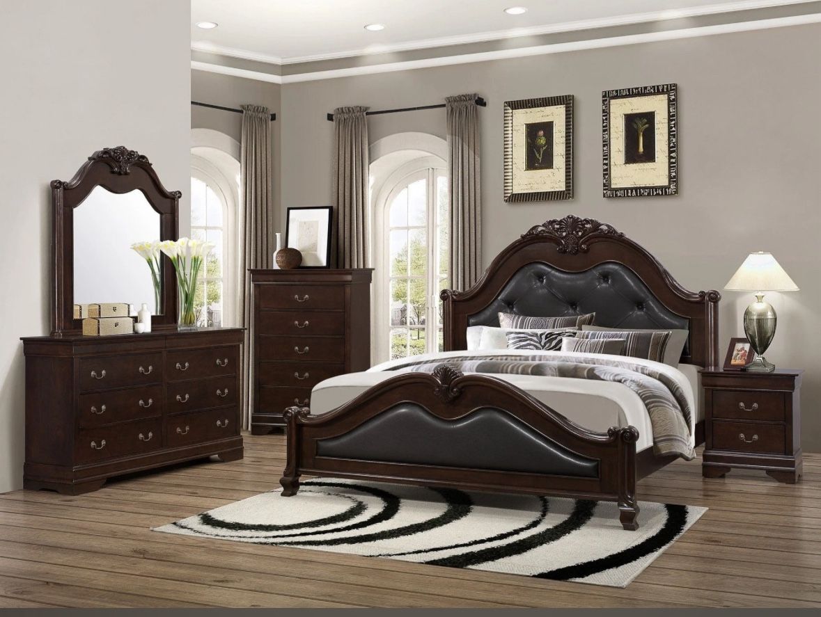 4PC SOLID WOOD BROWN BEDROOM SET W/ LEATHER UPHOLSTERY β $1350 (QUEEN/KING)