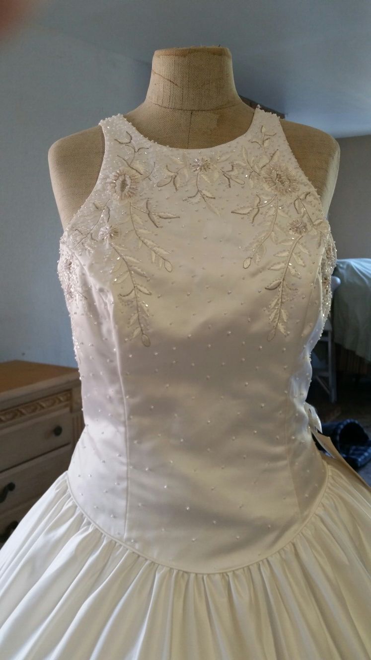 Alfred Angelo wedding dress size 10