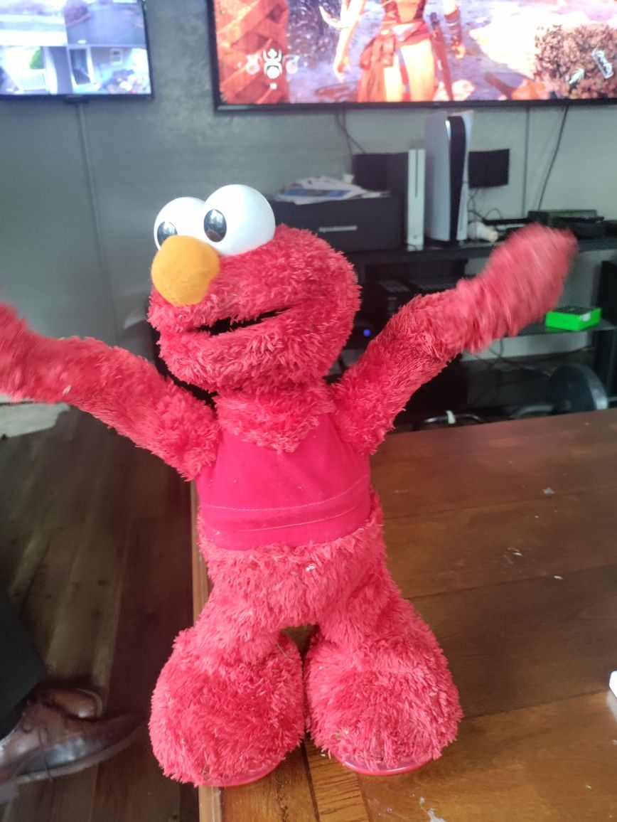 Elmo. Toy. Kids