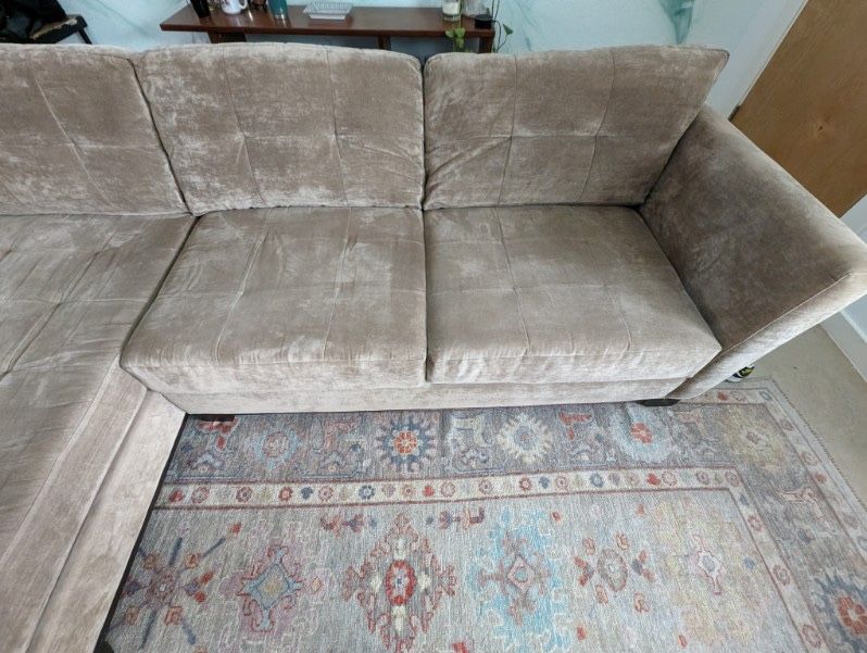 Macy’s Sofa With Chaise