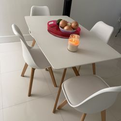 Dinning Set 4 Chairs