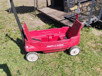 Radio flyer wagon good condition could use washed down a little bit the $25