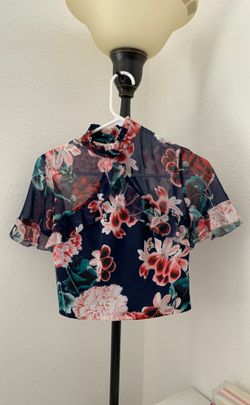 Bebe floral set - top with cutout back and layered ruffle skirt