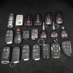 Bundle of Keyfobs / key fob / fobs / keys / car keys for Dodge, Toyota, Chevy