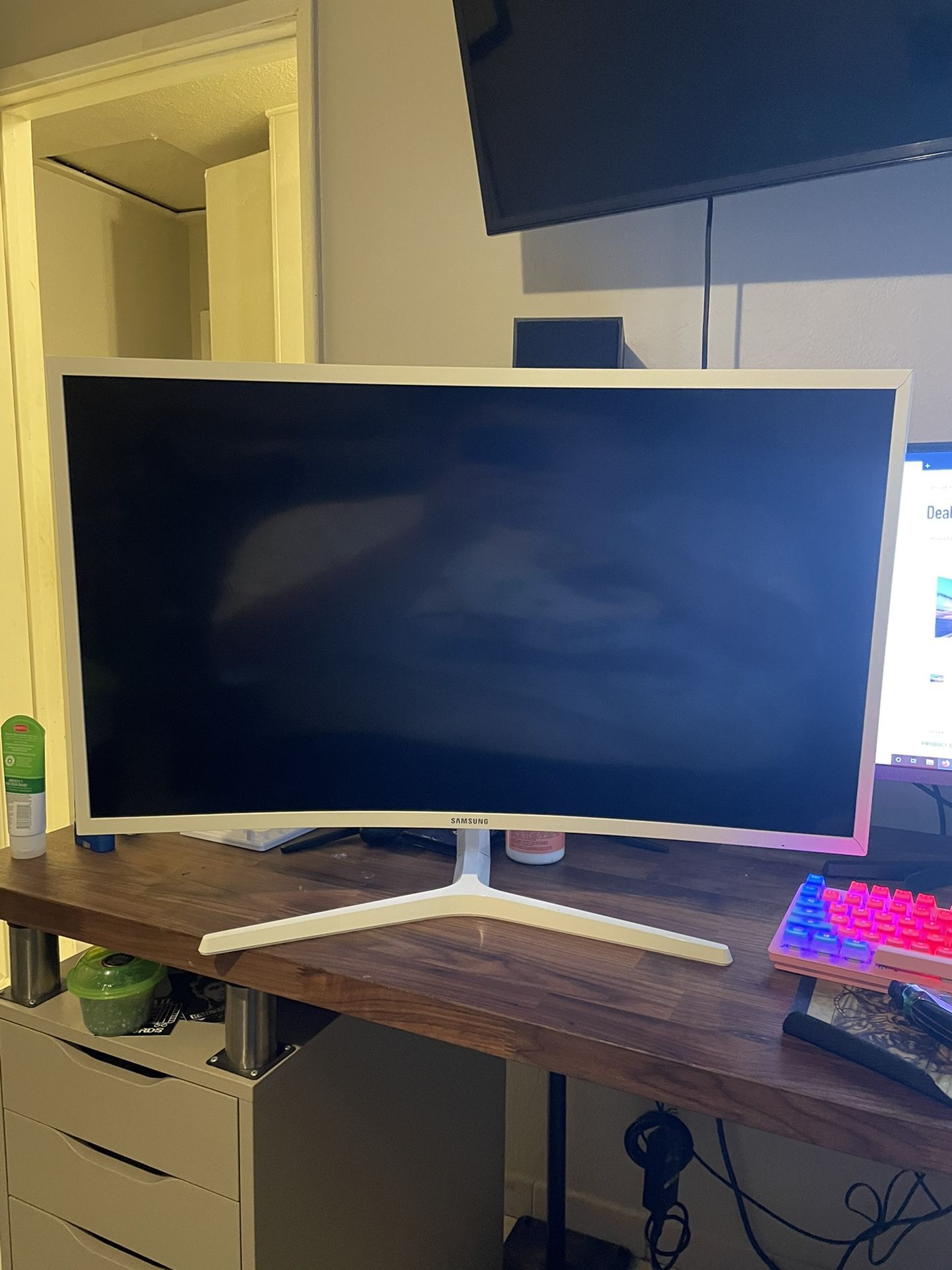 Samsung 32 Curved Ultra-Slim Monitor