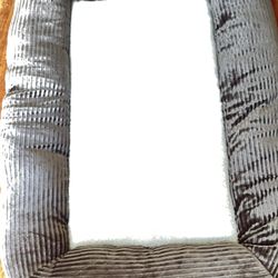 Dog Bed Very Snuggly And Clean Used Once 