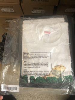 Supreme lizard tee size medium brand new white