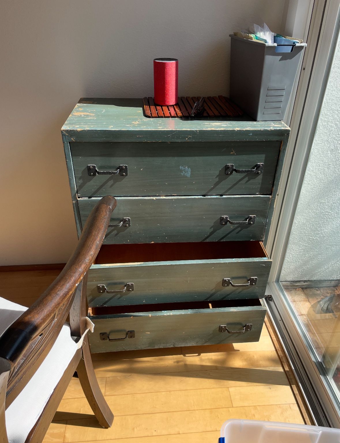 Dresser