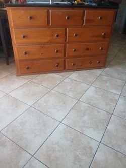 Dresser Great condition