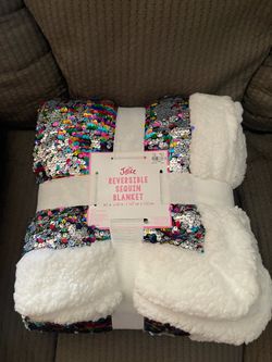 Justice Sequin Blanket 50’’x60’’