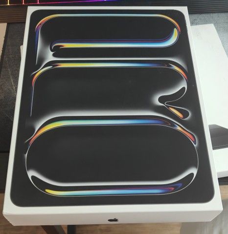 NEW iPad Pro 13 M4 PLUS Magic Keyboard