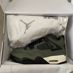 Nike Air Jordan IV Undefeated Size 9