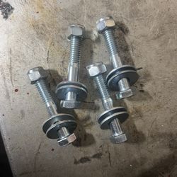 Engine Mount Bolts