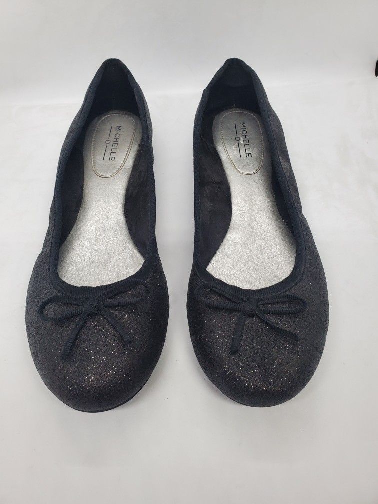 Michelle D Black Sparkle Jacey Ballet Flats Size 7.5 M shoes shimmer round toe
Size 7.5M
Slip on flats, round toe
Excellent condition, worn once,
