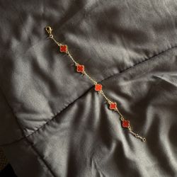 New Red Clover Bracelet 