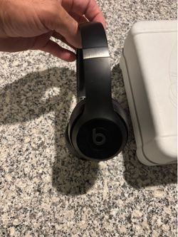 Beats Solo 4