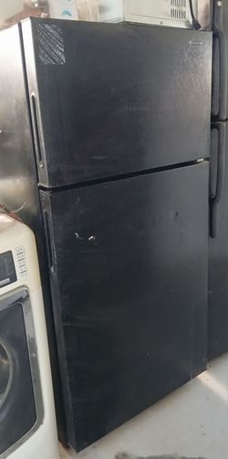 Smaller to mid sized black ge fridge just 100 dollars  including free local delivery