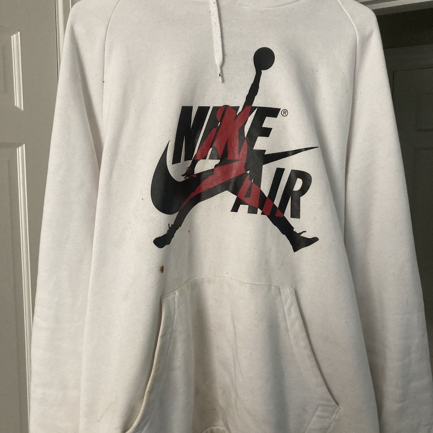 Nike Air Jordan Hoodie for Sale in Brwnsboro Vlg, KY - OfferUp