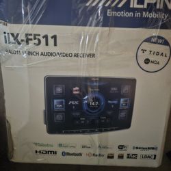 Car audio, Head Unit, Subwoofers, Amp $2300