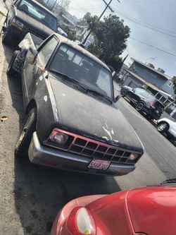 1982 Isuzu Pickup