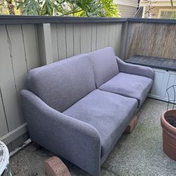 Free Couch 