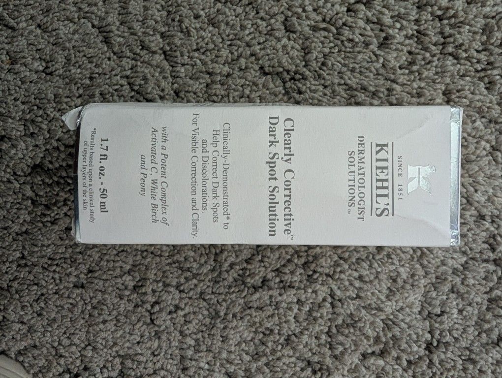 Kiehls Clearly Corrective Dark Spot Solution 1.7 Oz Bottle