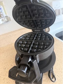 BLACK+DECKER Rotating Double  Waffle Maker, Black Great condition