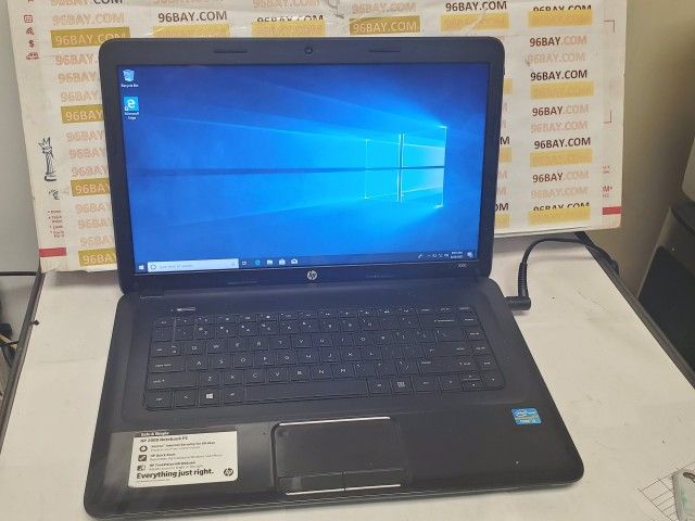 HP 2000 NOTEBOOK CLEAN LIKE NEW (INV. M1086N)

