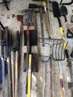 21 pieces of lawn equipment $190 ... bundle package